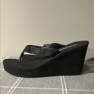 Colin Stuart Black wedge Flip-Flop Sandals